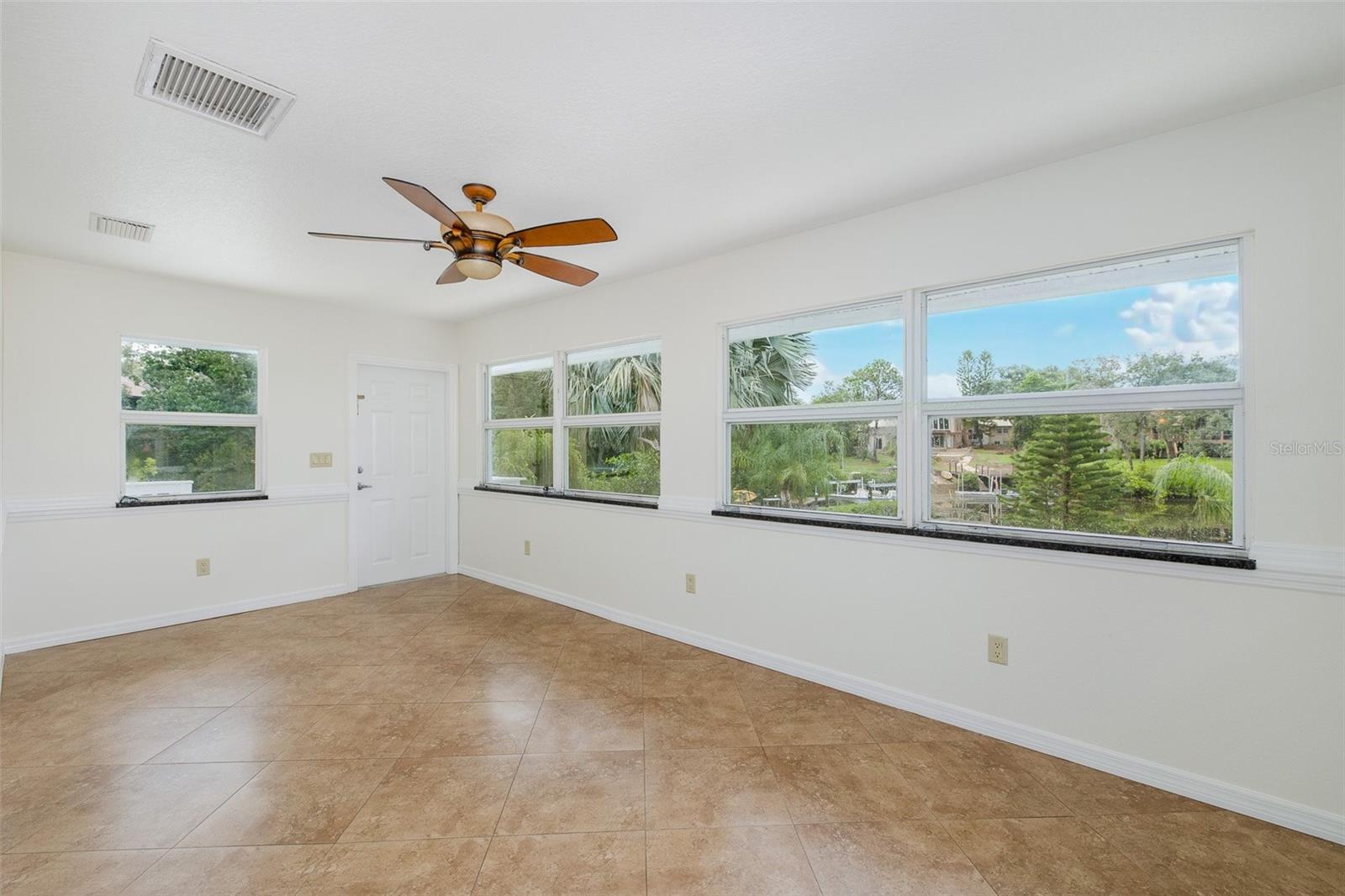 2030 GULFVIEW DR — photo 49