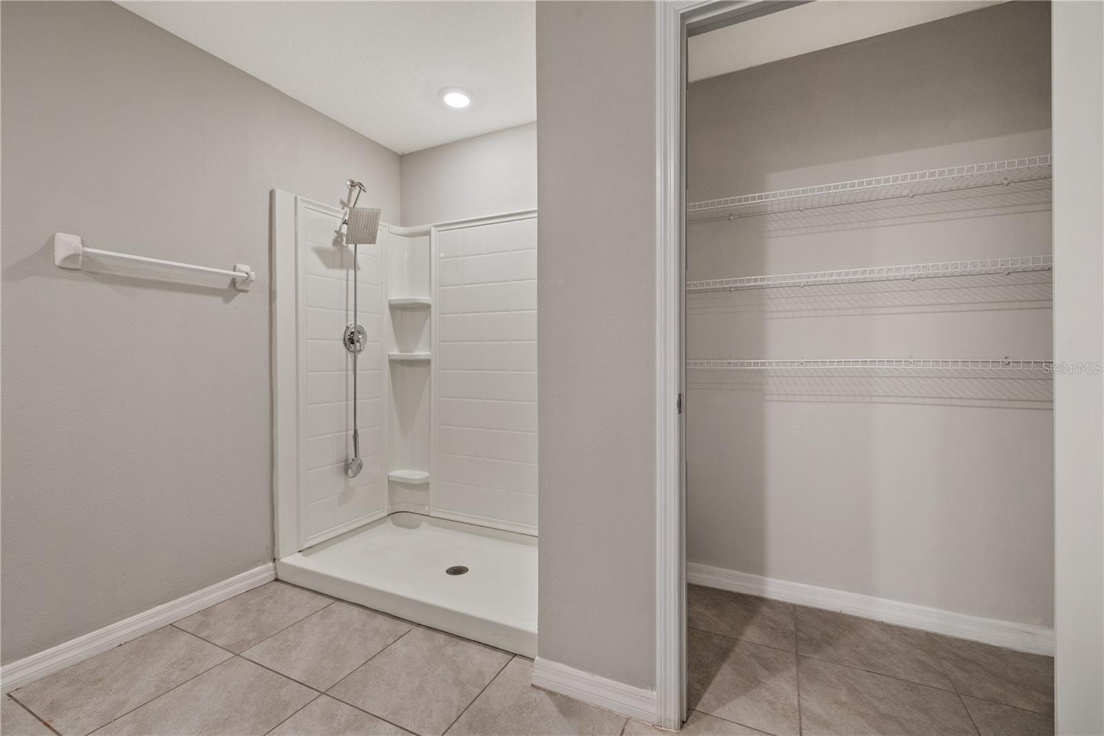 11722 WHITE WILLOW LN — photo 18