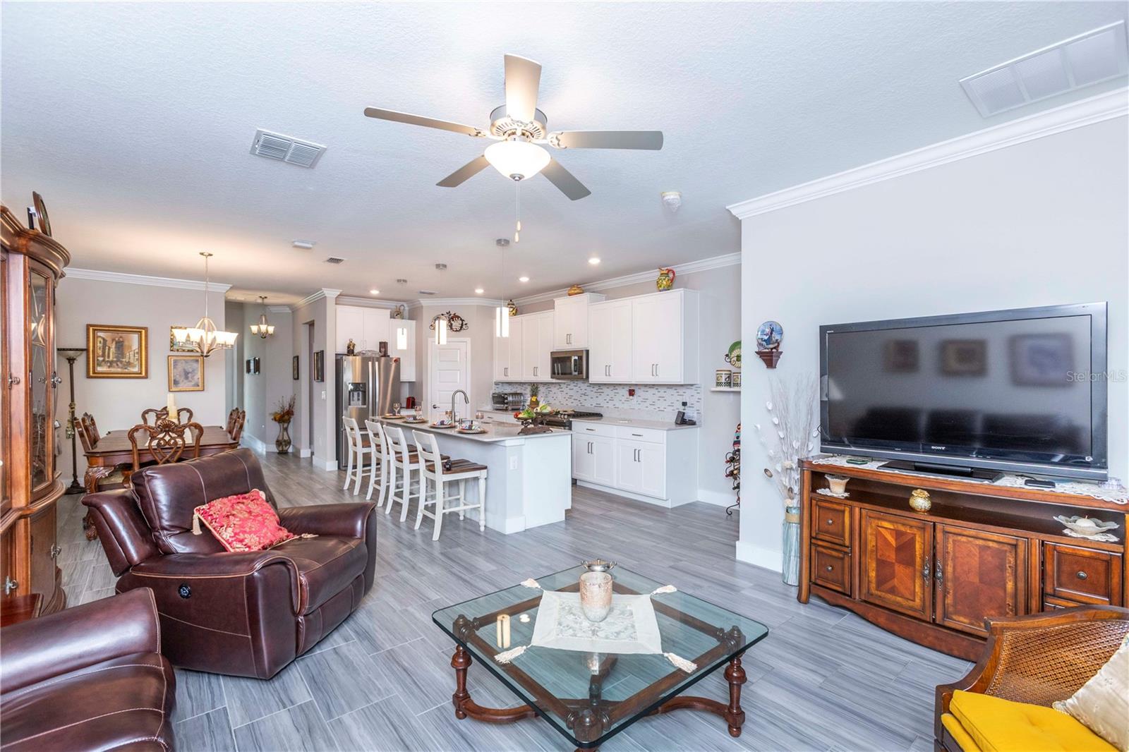 8585 WINNING FIELDS RD — photo 23