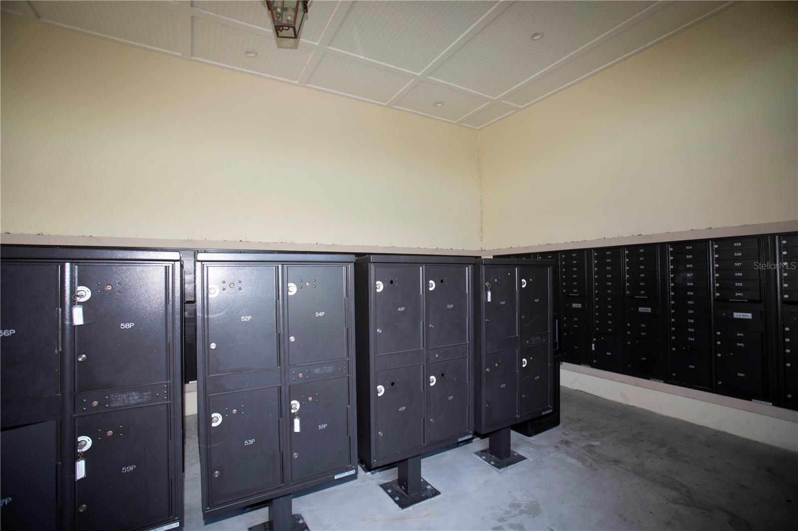 8585 WINNING FIELDS RD — photo 64