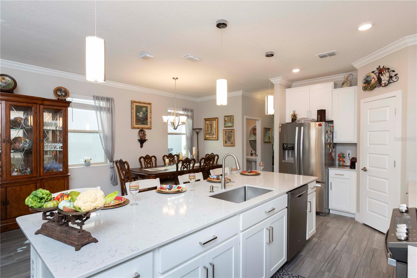 8585 WINNING FIELDS RD — photo 18