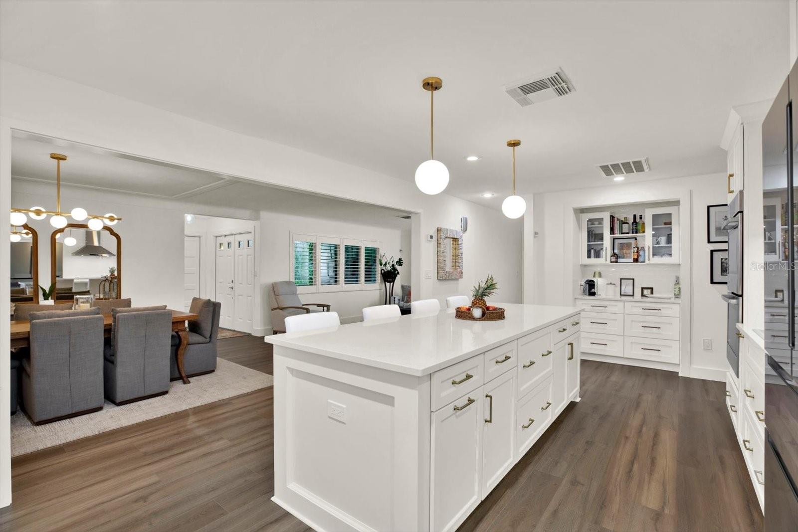 1040 PALM DR — photo 15