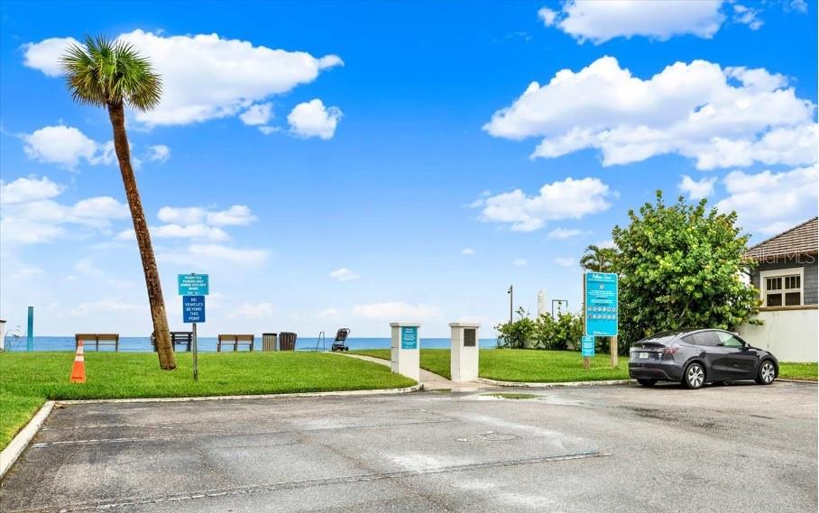 1040 PALM DR — photo 48