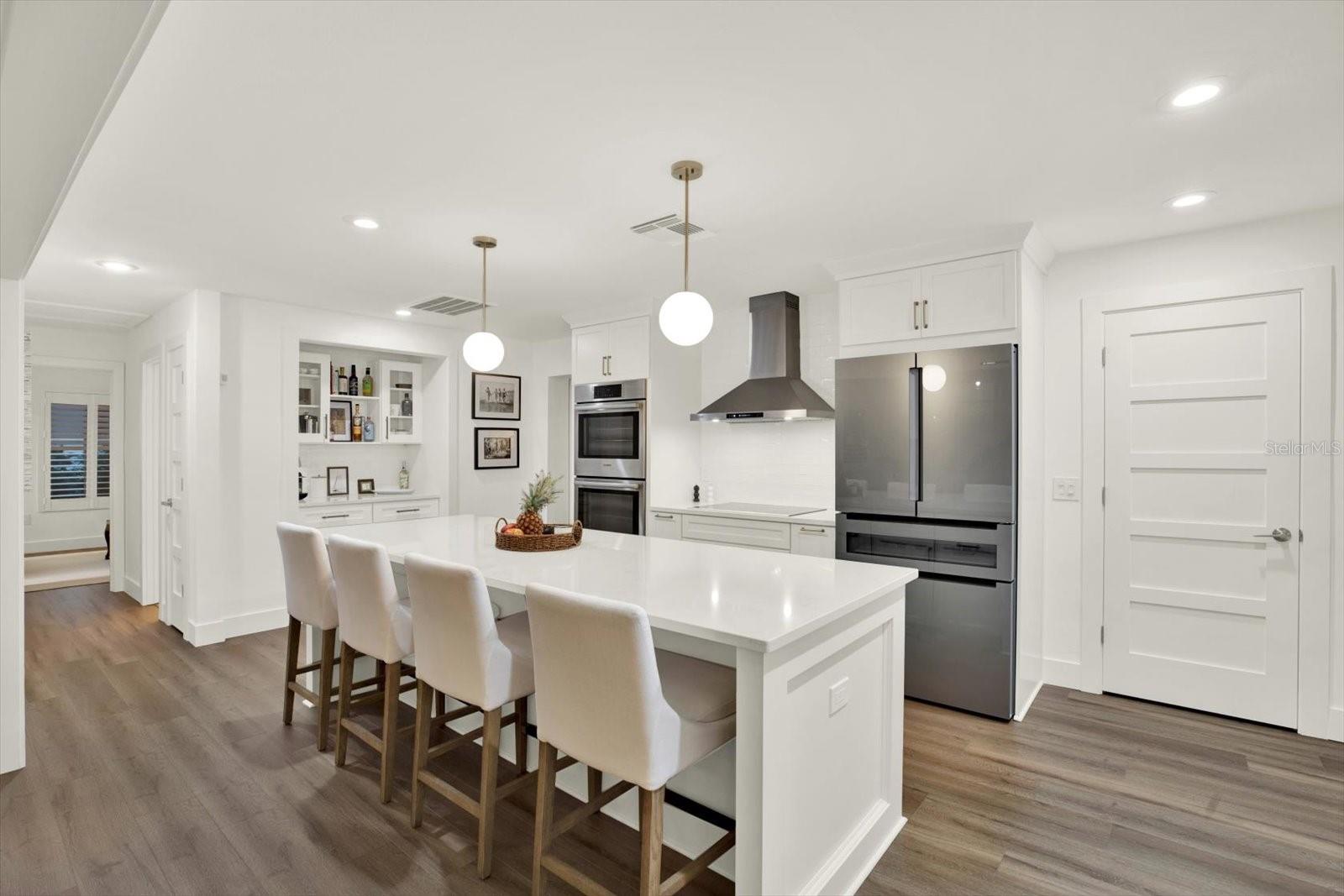 1040 PALM DR — photo 13