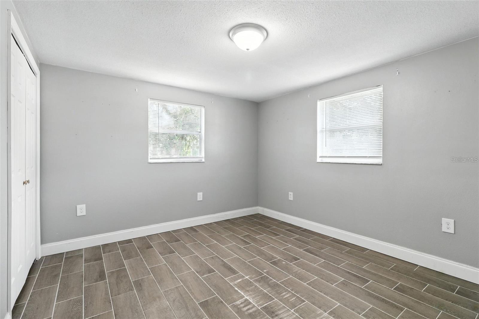 8035 GULF WAY — photo 17