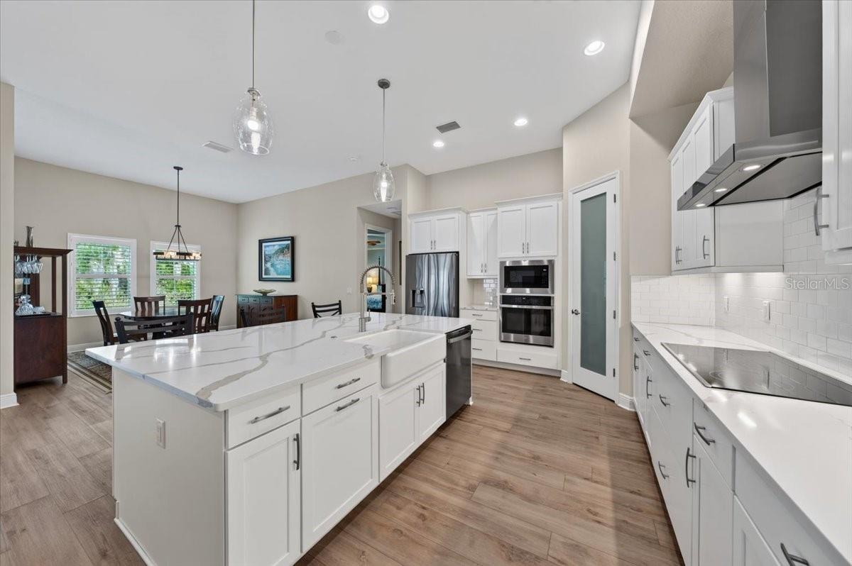 9145 WARM SPRINGS CIR — photo 19