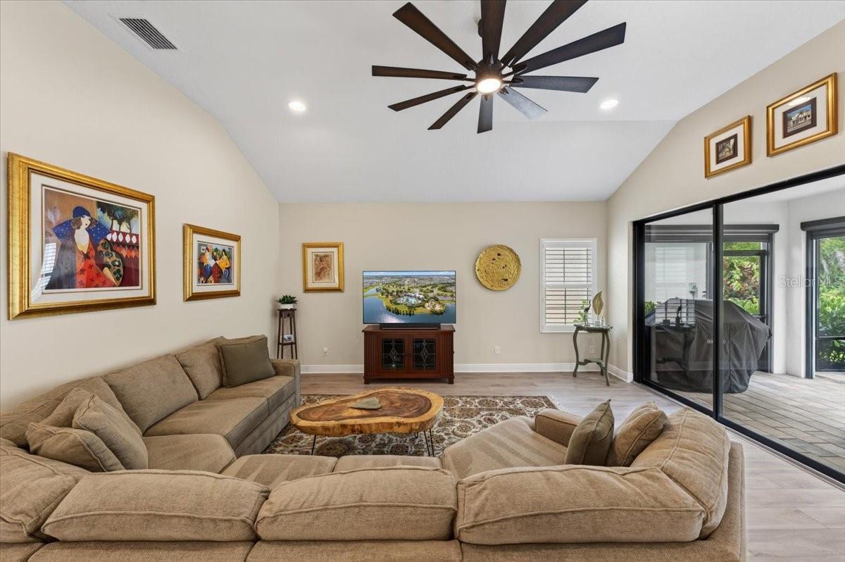 9145 WARM SPRINGS CIR — photo 10