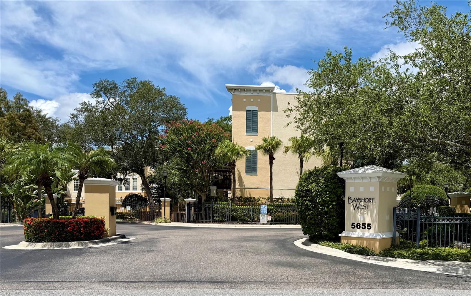 3146 BAYSHORE OAKS DR — photo 17