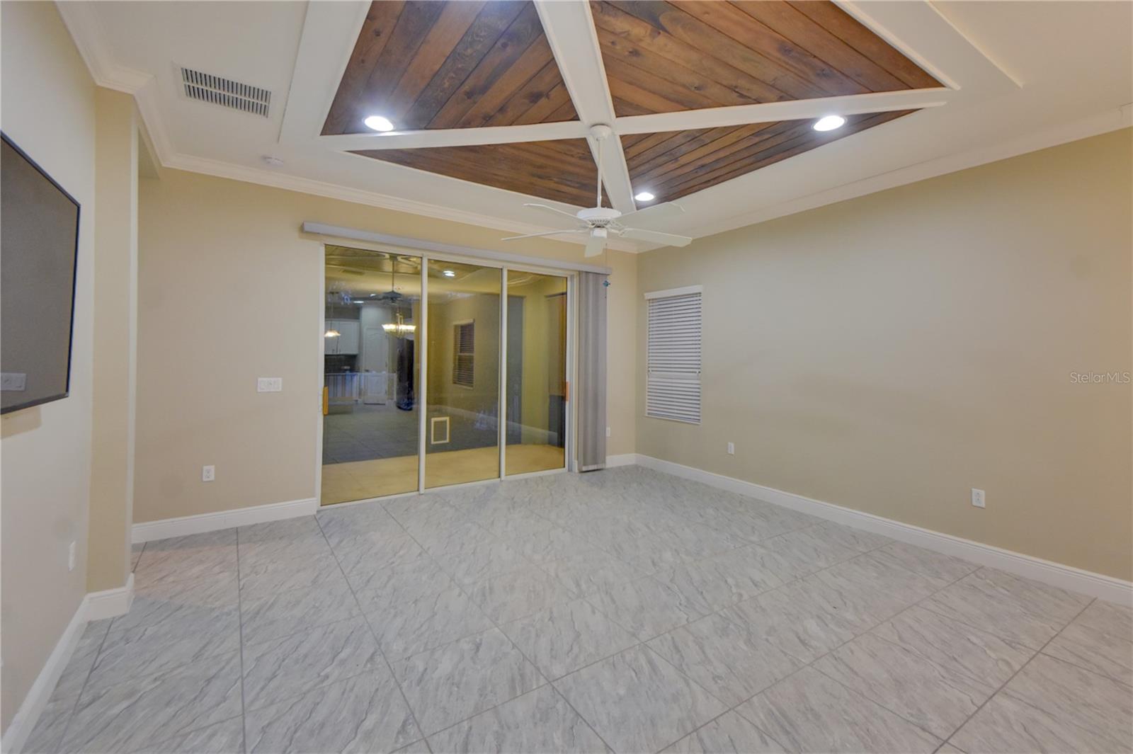 7408 RIDGELAKE CIR — photo 21