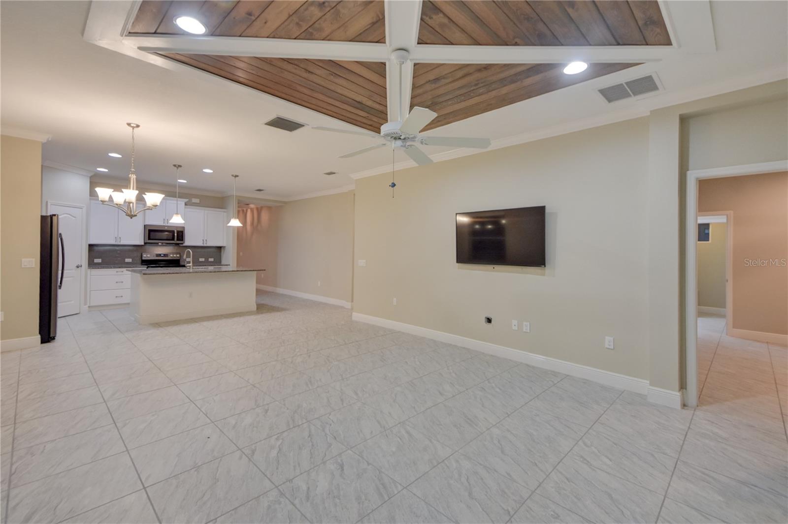 7408 RIDGELAKE CIR — photo 18