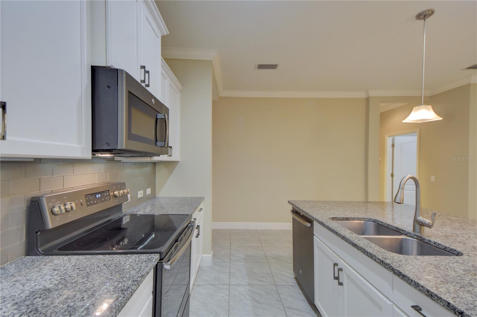 7408 RIDGELAKE CIR — photo 14