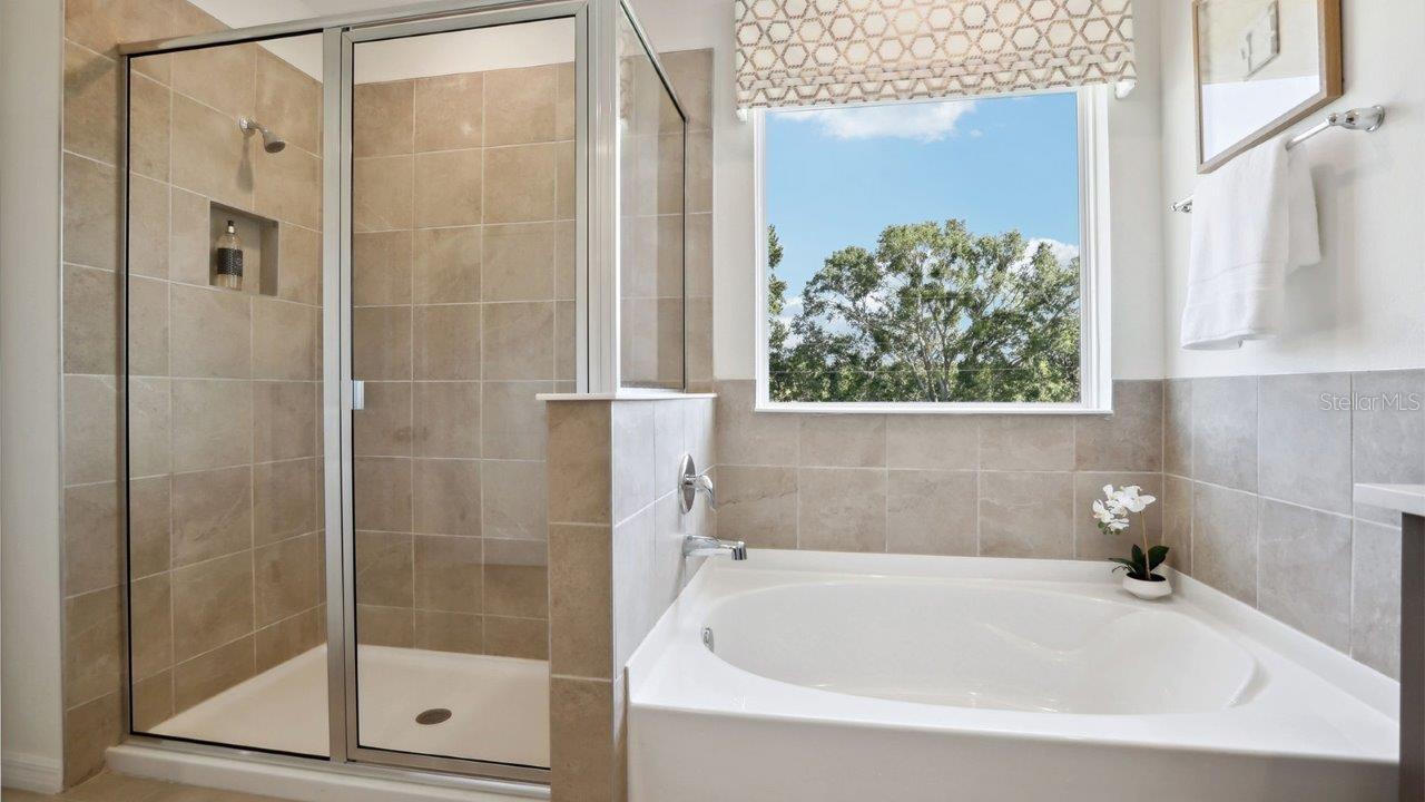 2504 STRATTEN DR — photo 21
