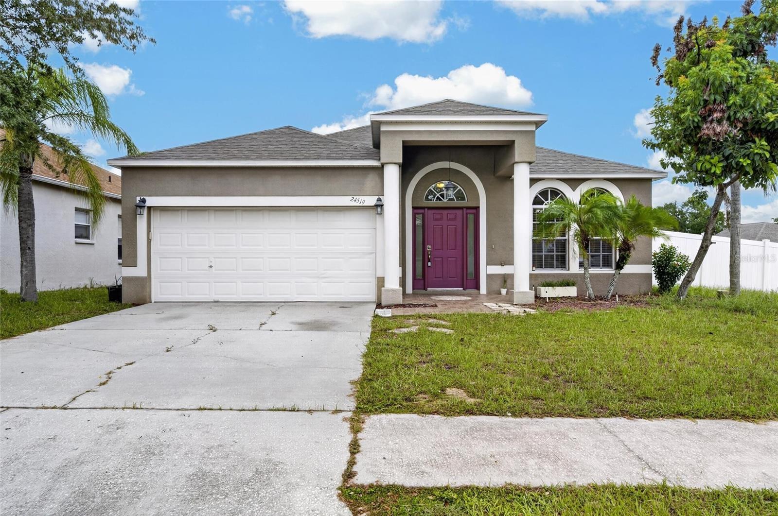 24519 BREEZY OAK CT — photo 2