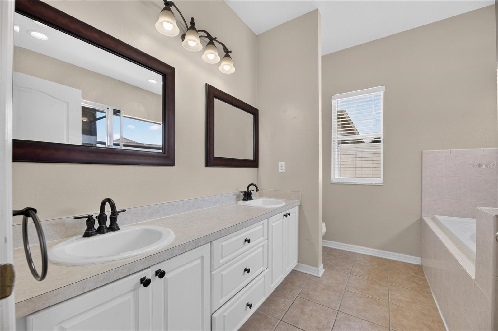 24519 BREEZY OAK CT — photo 39