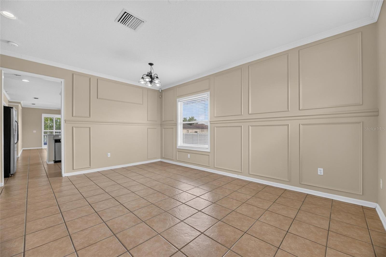 24519 BREEZY OAK CT — photo 4