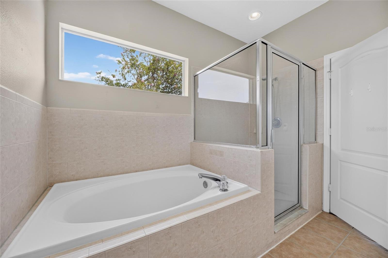 24519 BREEZY OAK CT — photo 40
