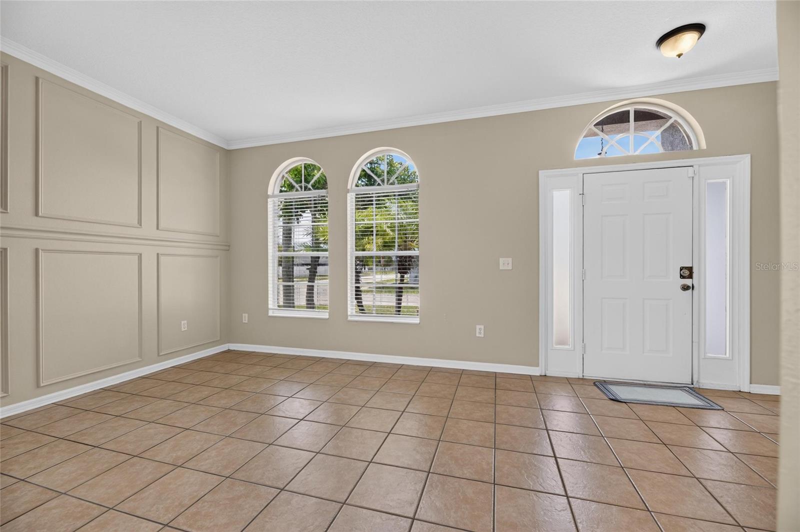 24519 BREEZY OAK CT — photo 8