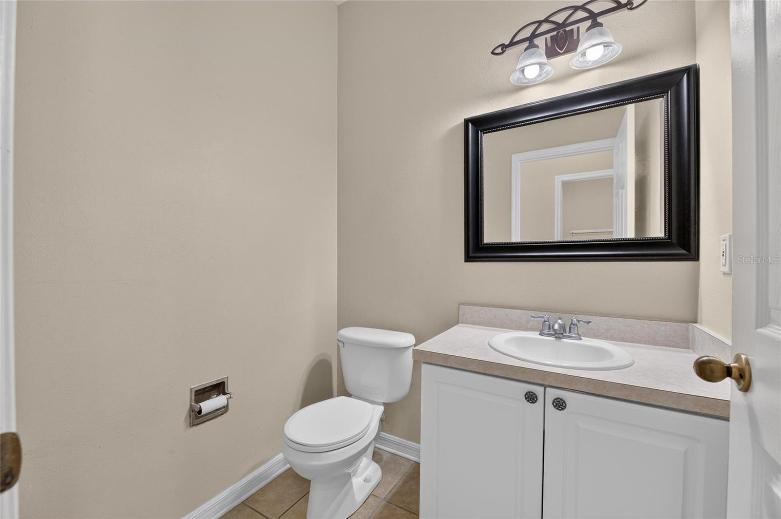 24519 BREEZY OAK CT — photo 10