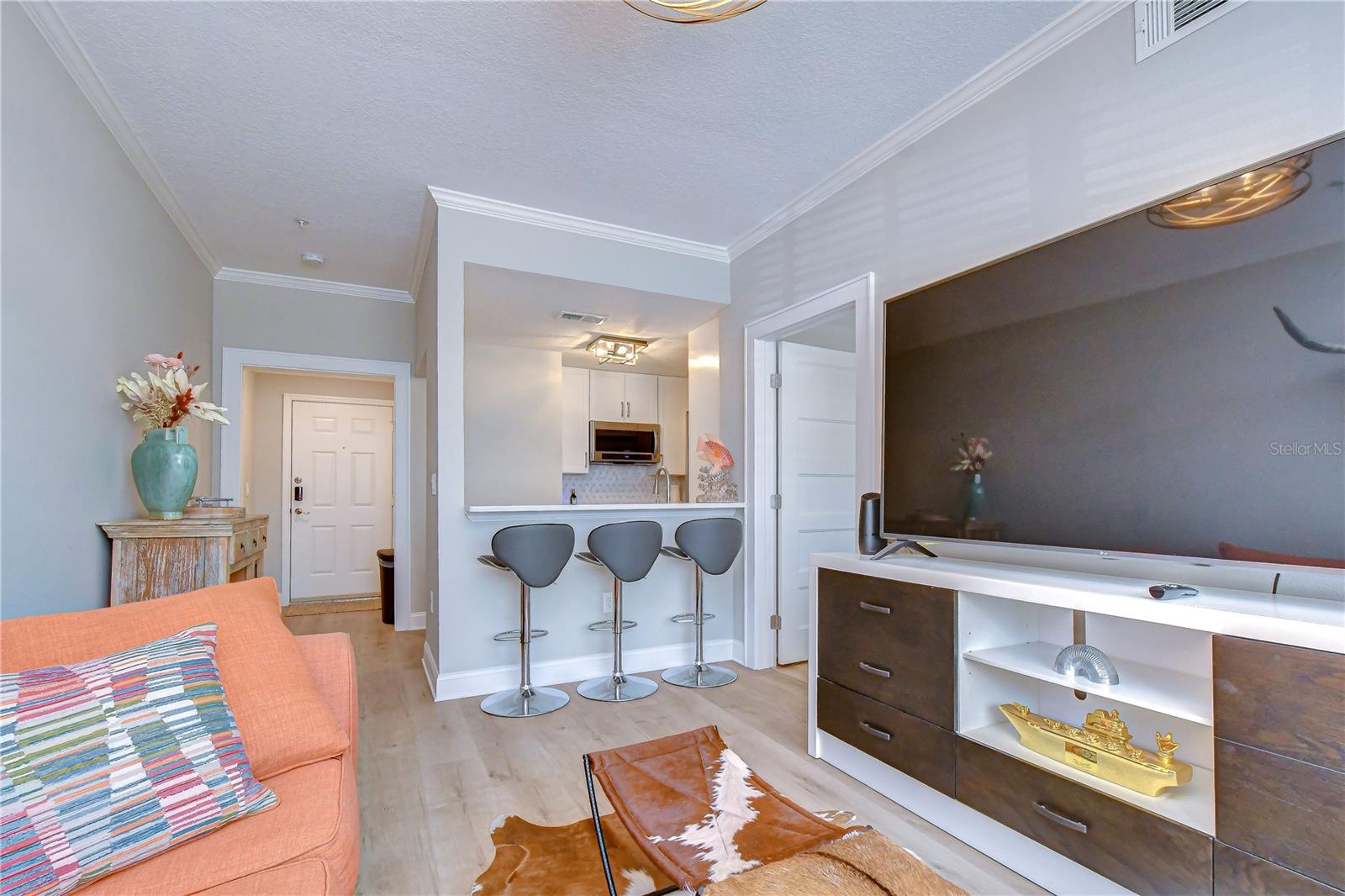 800 S DAKOTA AVE #121 — photo 3