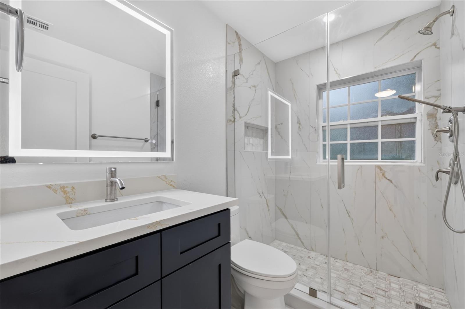 870 NARCISSUS AVE — photo 27