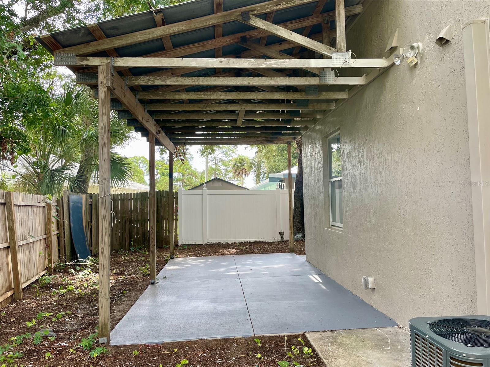 337 CHANDLER RD — photo 28