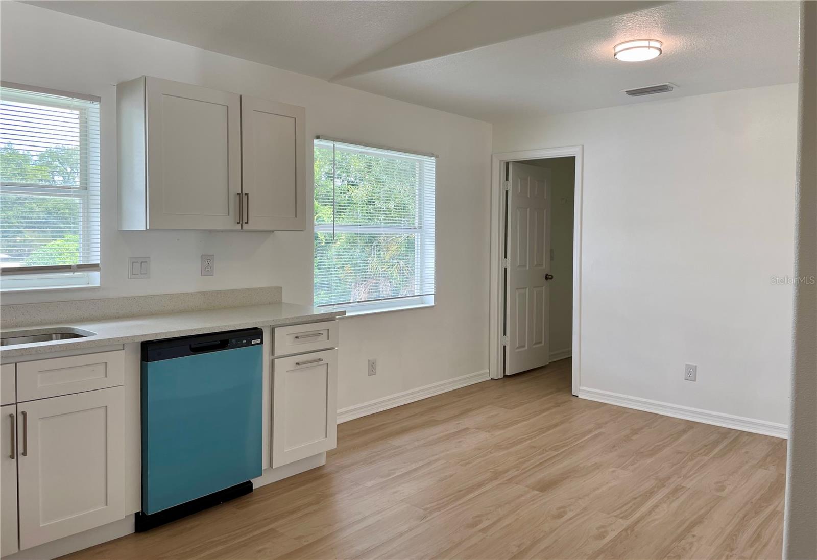 337 CHANDLER RD — photo 7