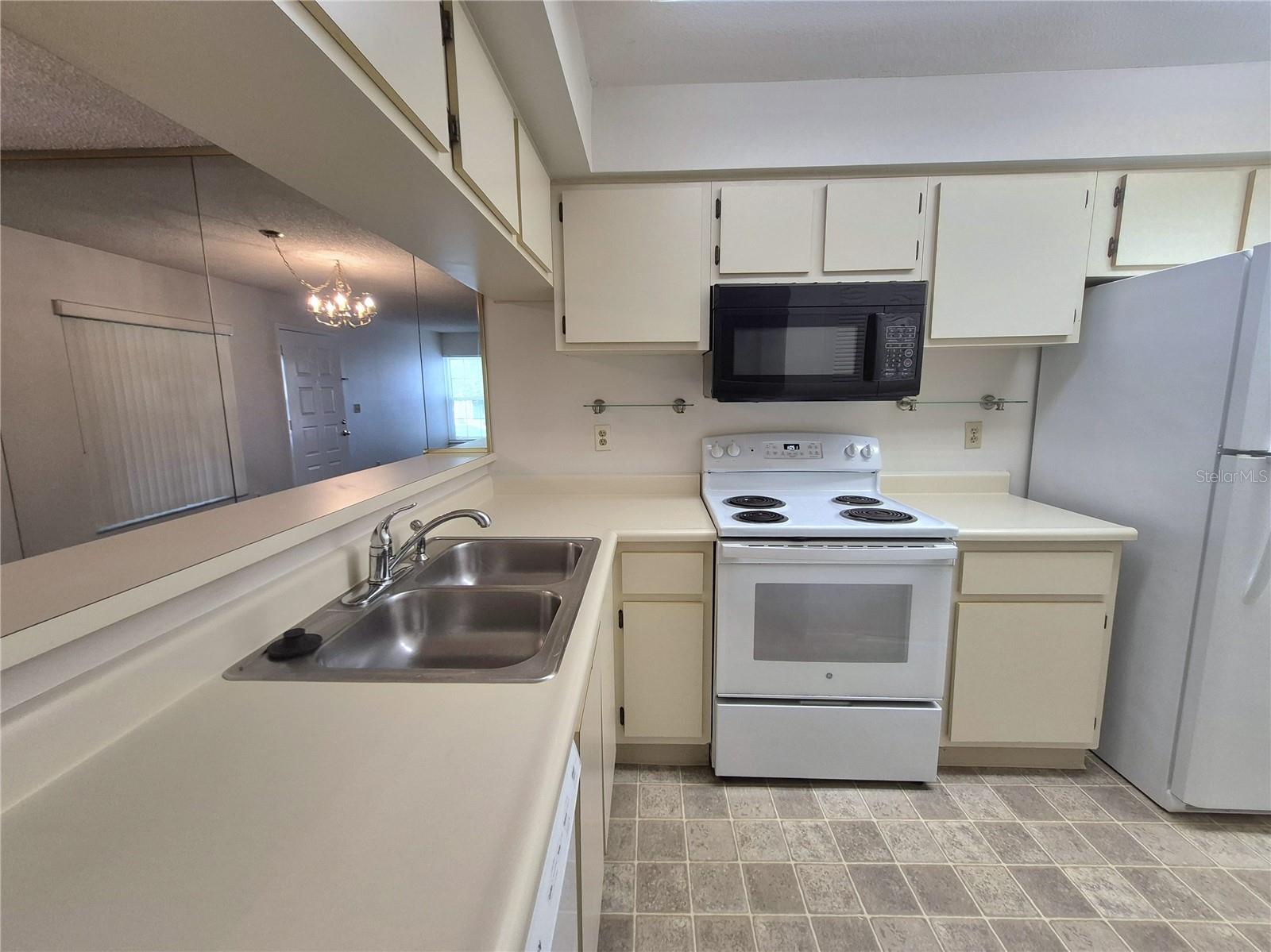 3025 BONAVENTURE CIR #101 — photo 9