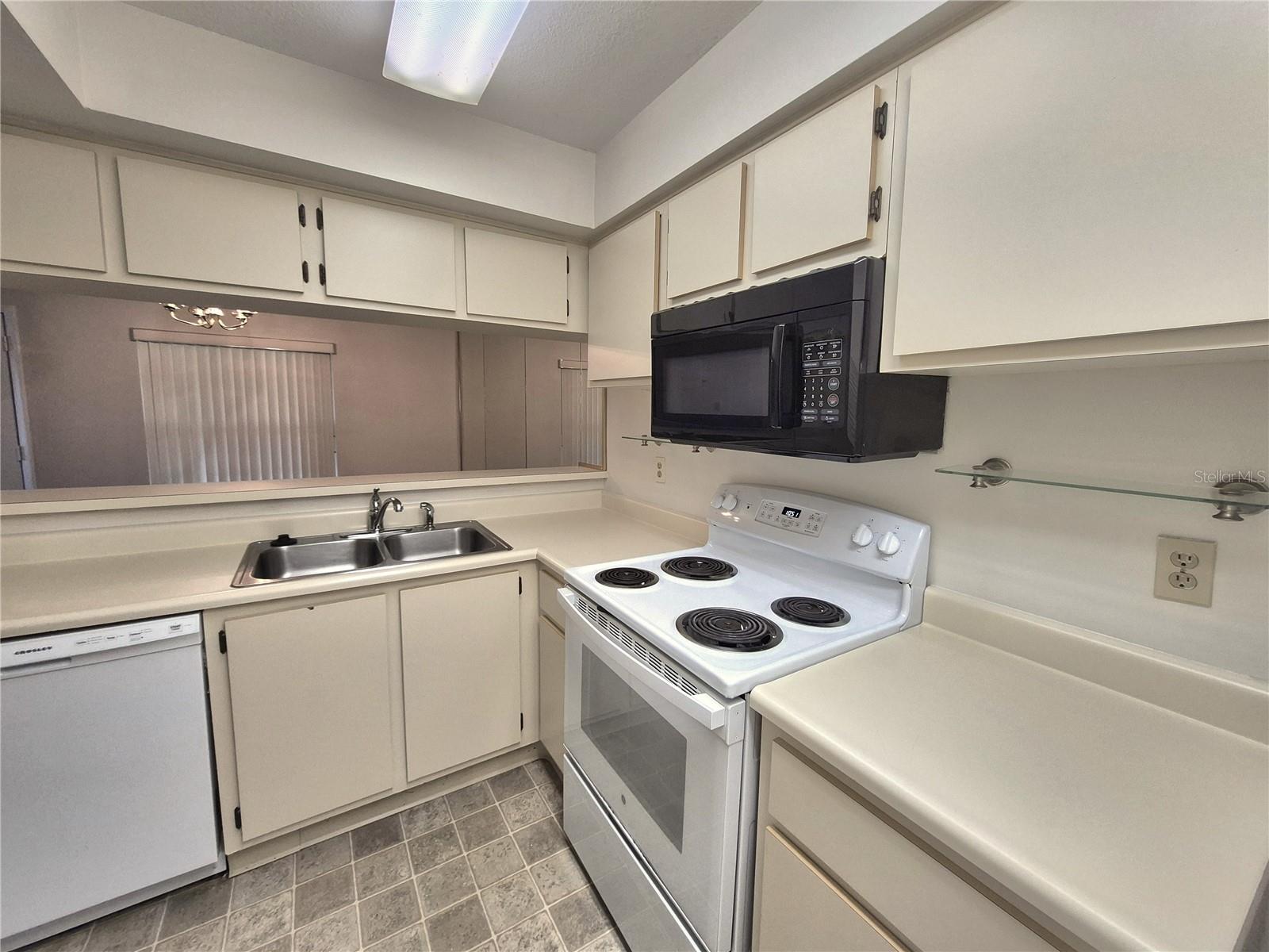 3025 BONAVENTURE CIR #101 — photo 10