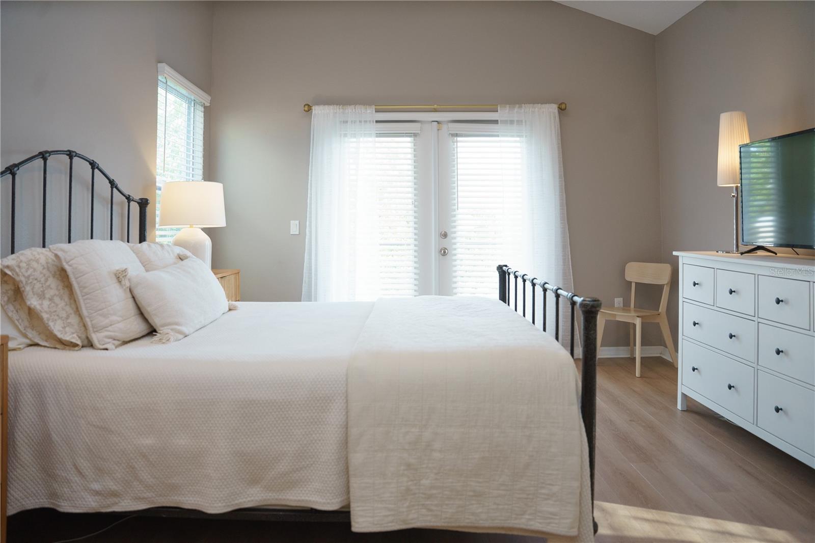 7226 MILESTONE DR — photo 33