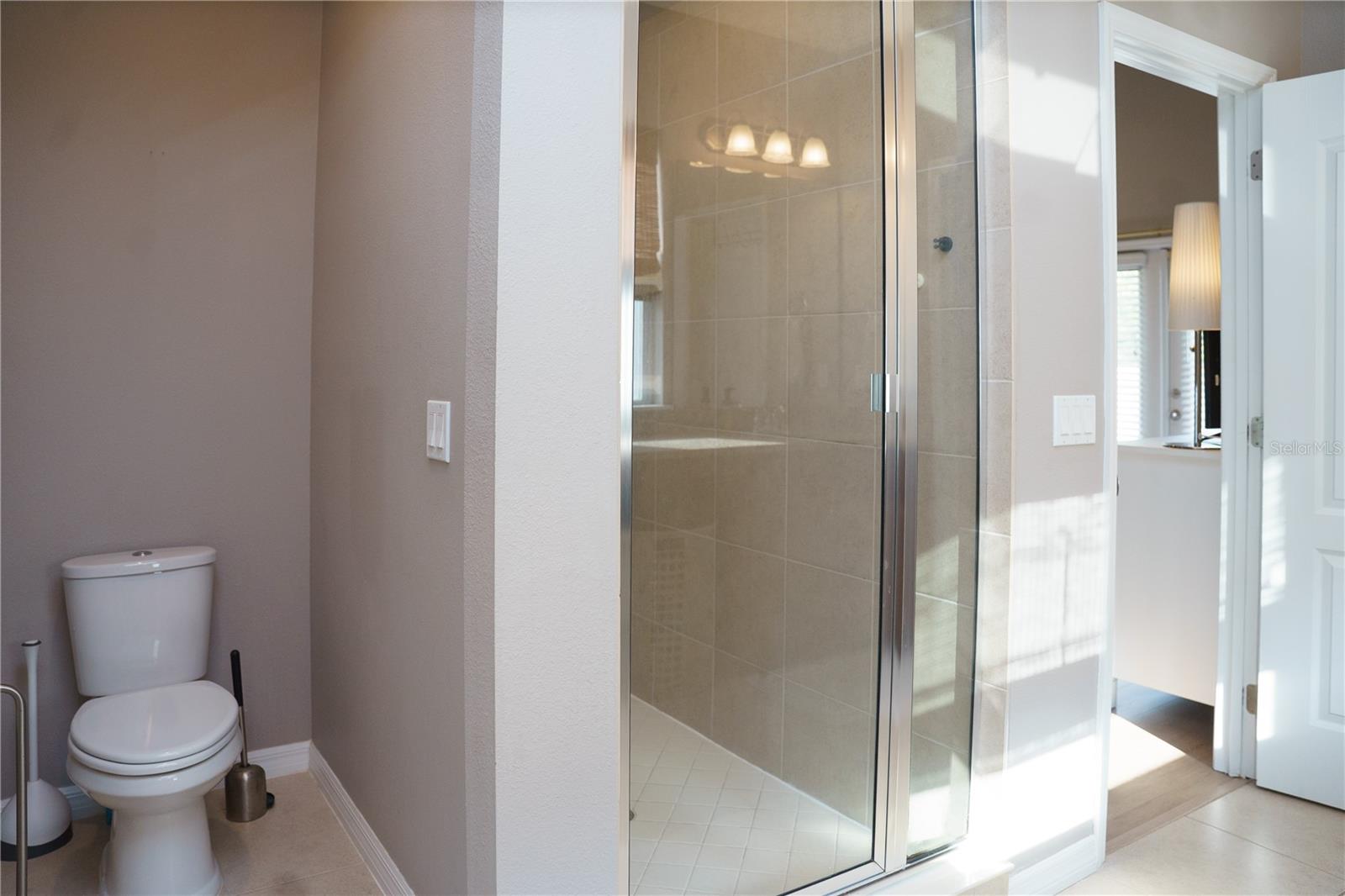 7226 MILESTONE DR — photo 39