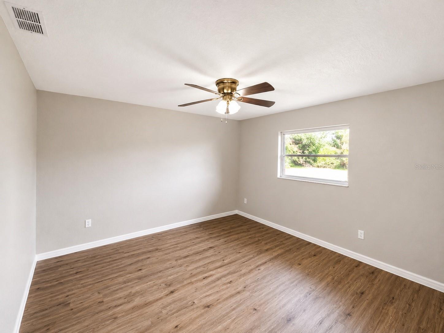 1002 TORGERSON ST — photo 18