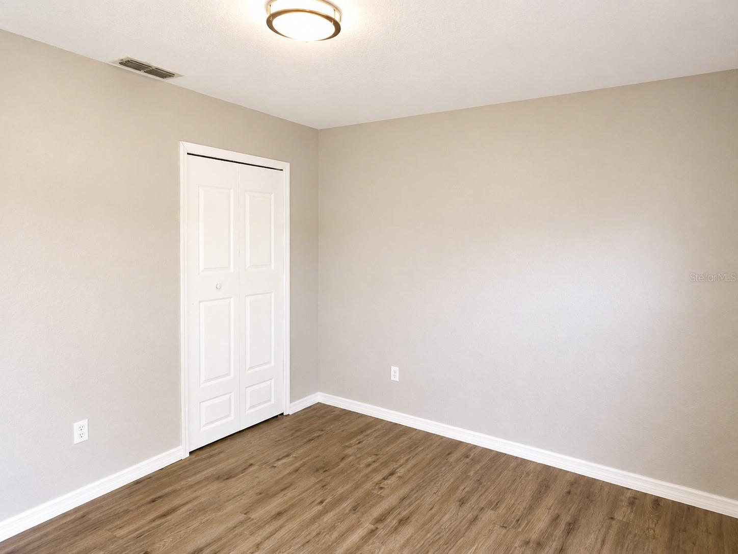 1002 TORGERSON ST — photo 16