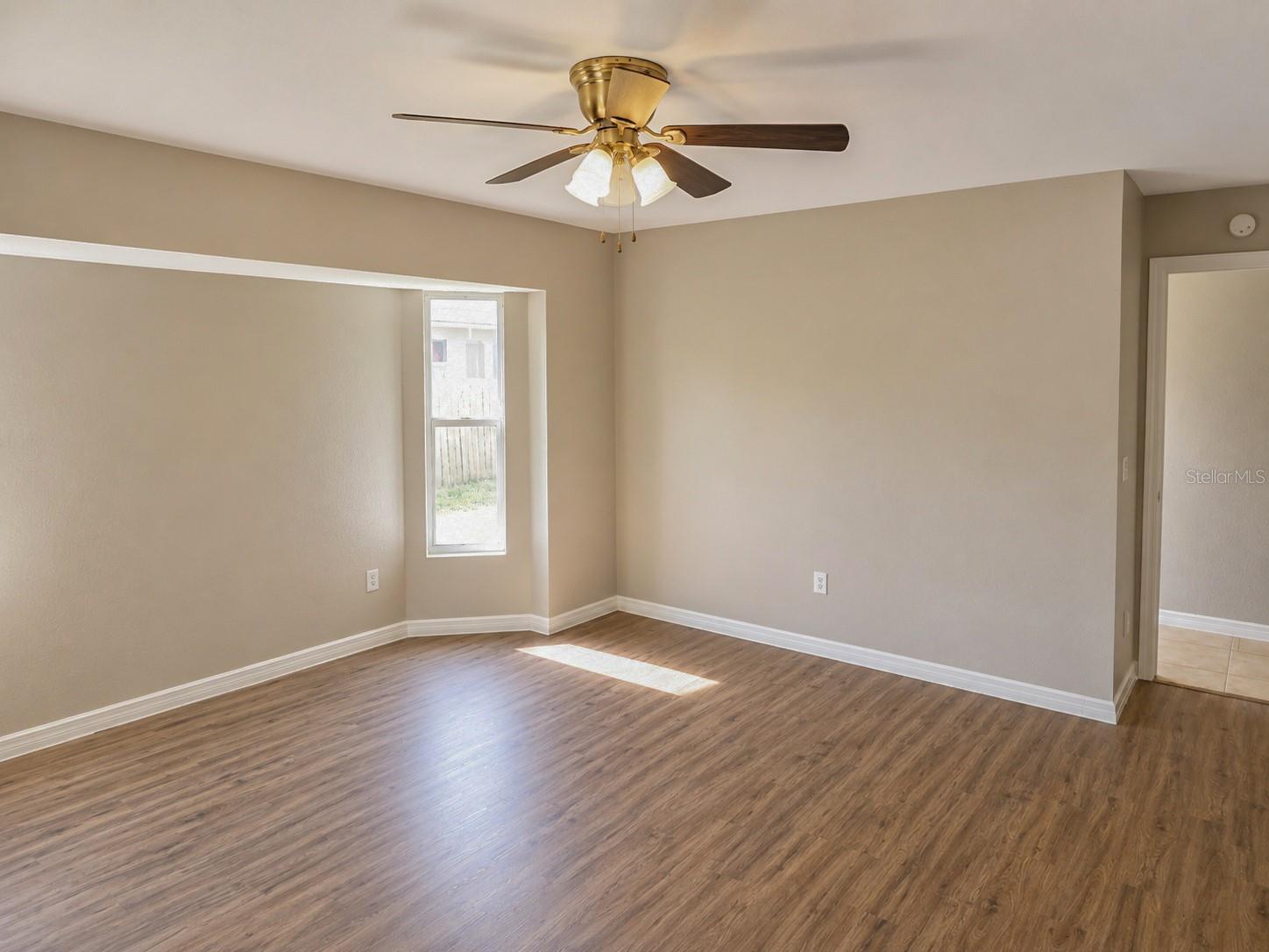 1002 TORGERSON ST — photo 12