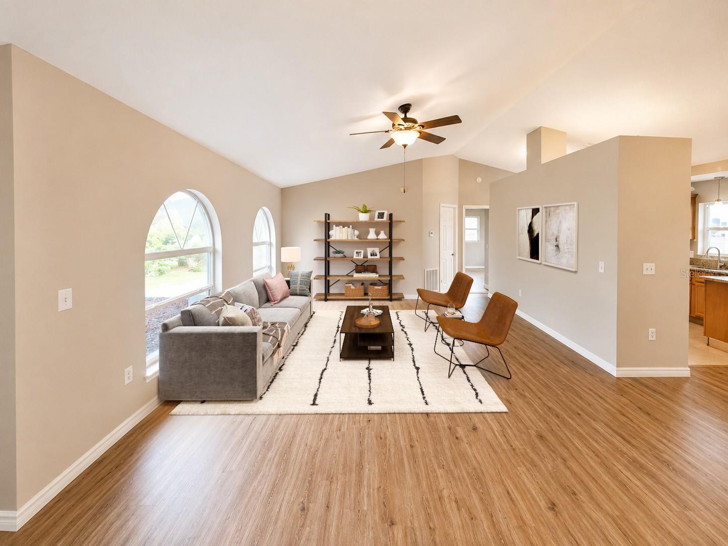 1002 TORGERSON ST — photo 4