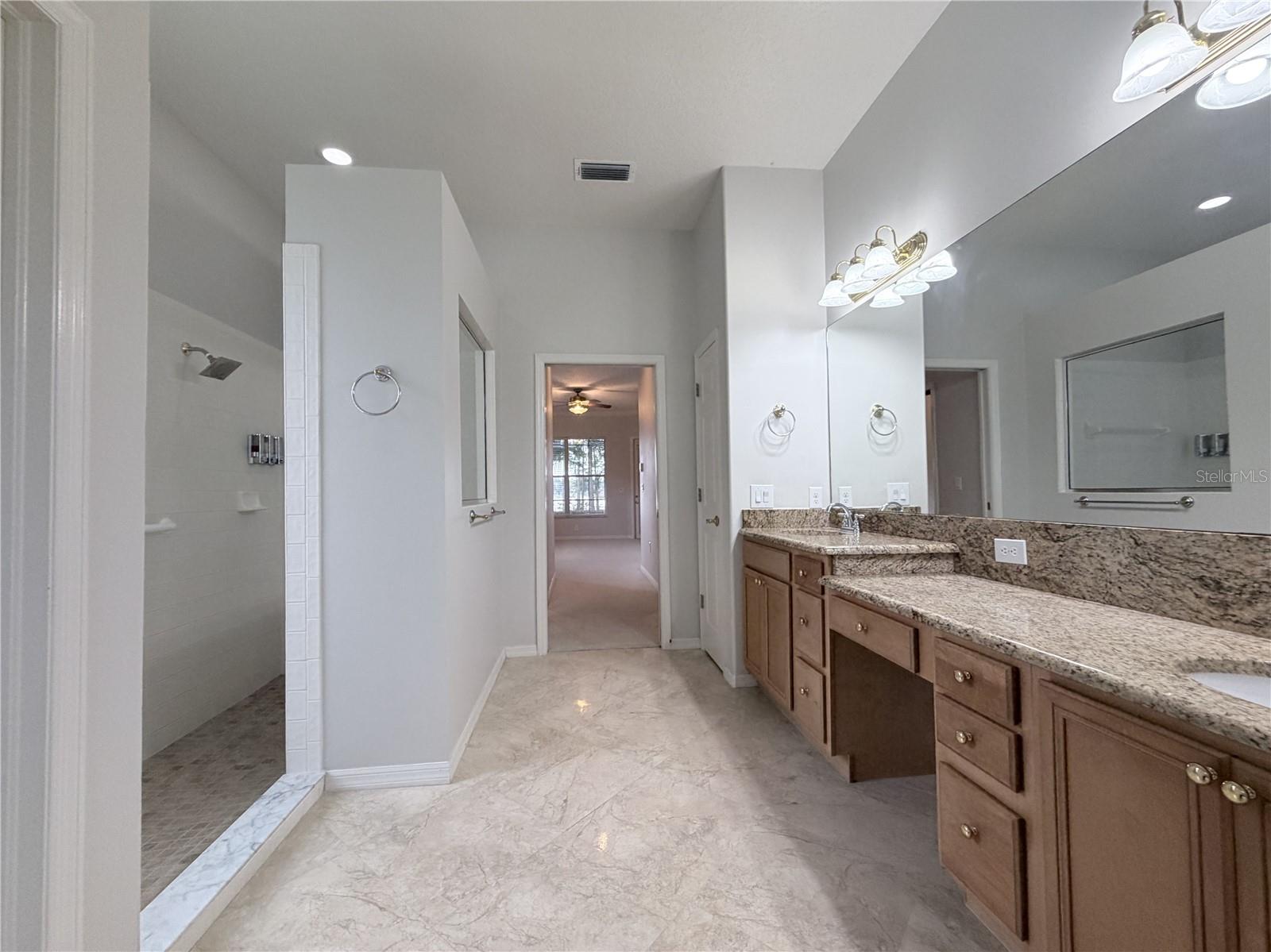 3704 SWANS LANDING DR — photo 11