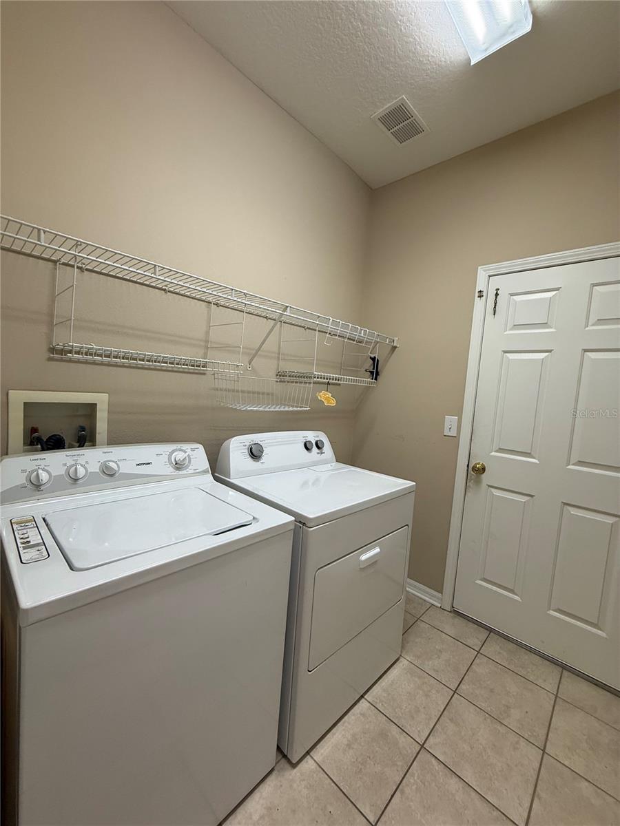 6520 BRIDGECREST DR — photo 29