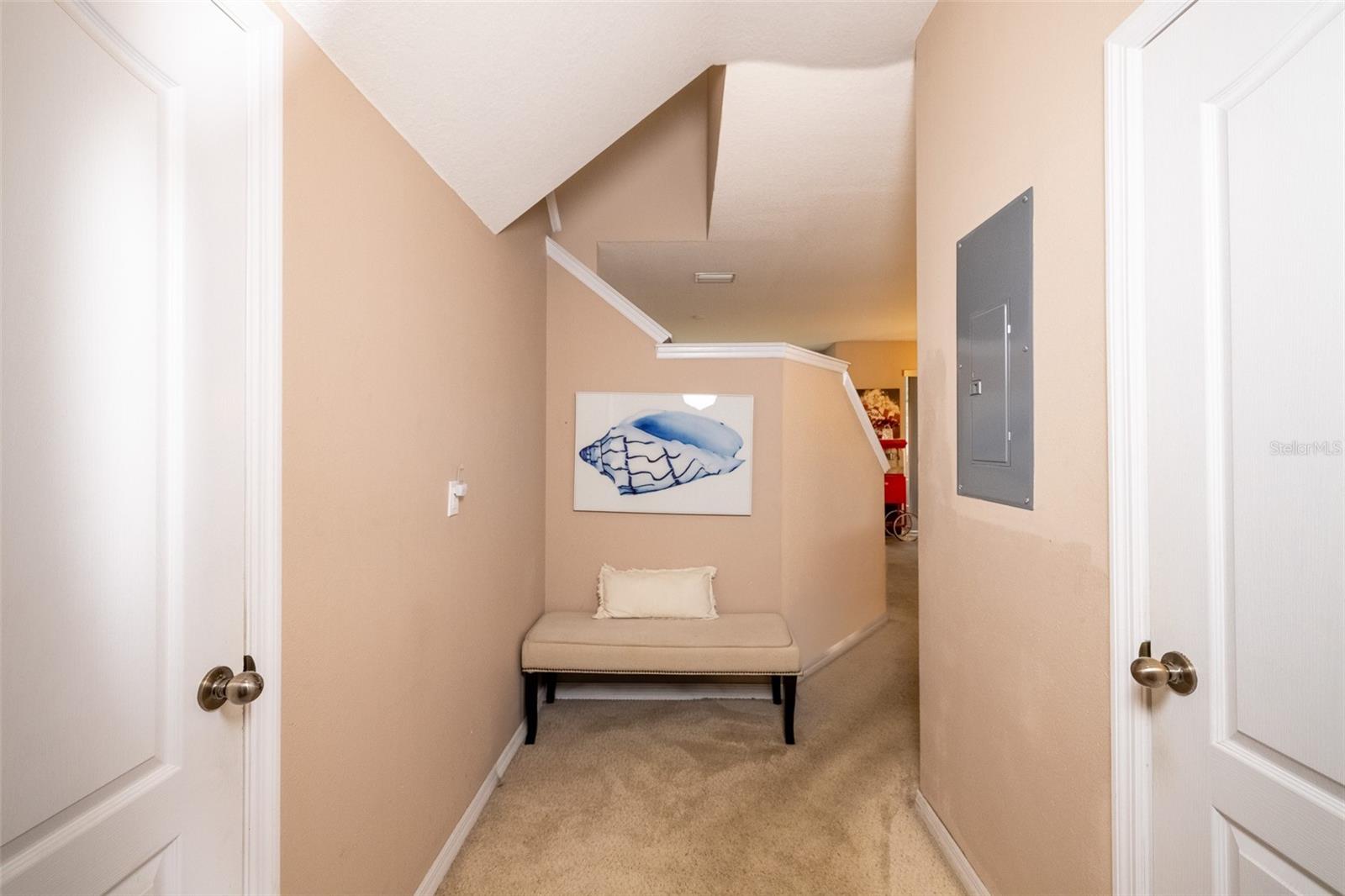6717 EAGLE FEATHER DR — photo 17