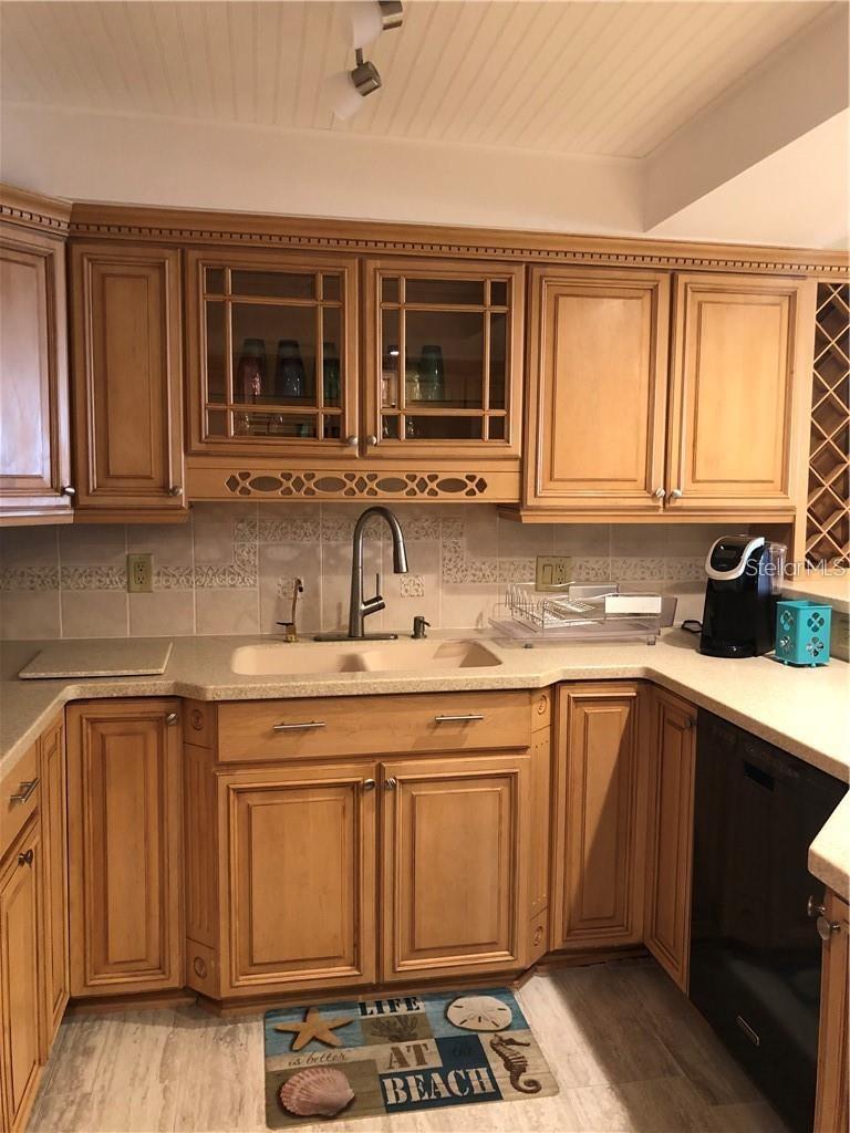 1460 GULF BLVD #302 — photo 17