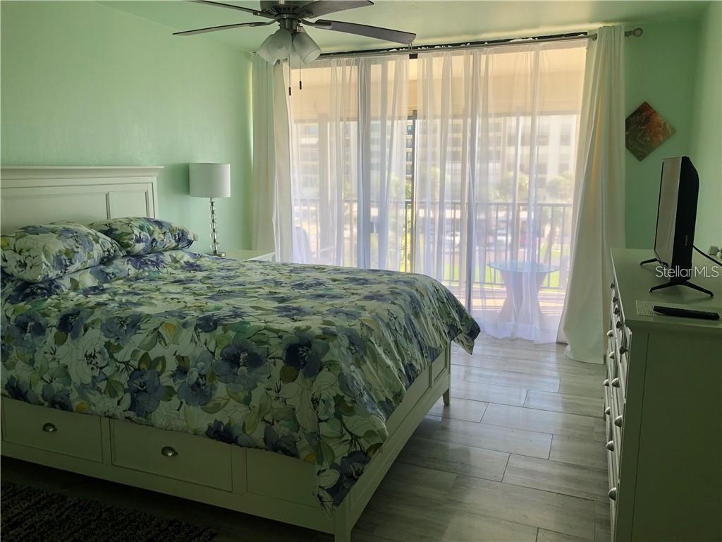 1460 GULF BLVD #302 — photo 19