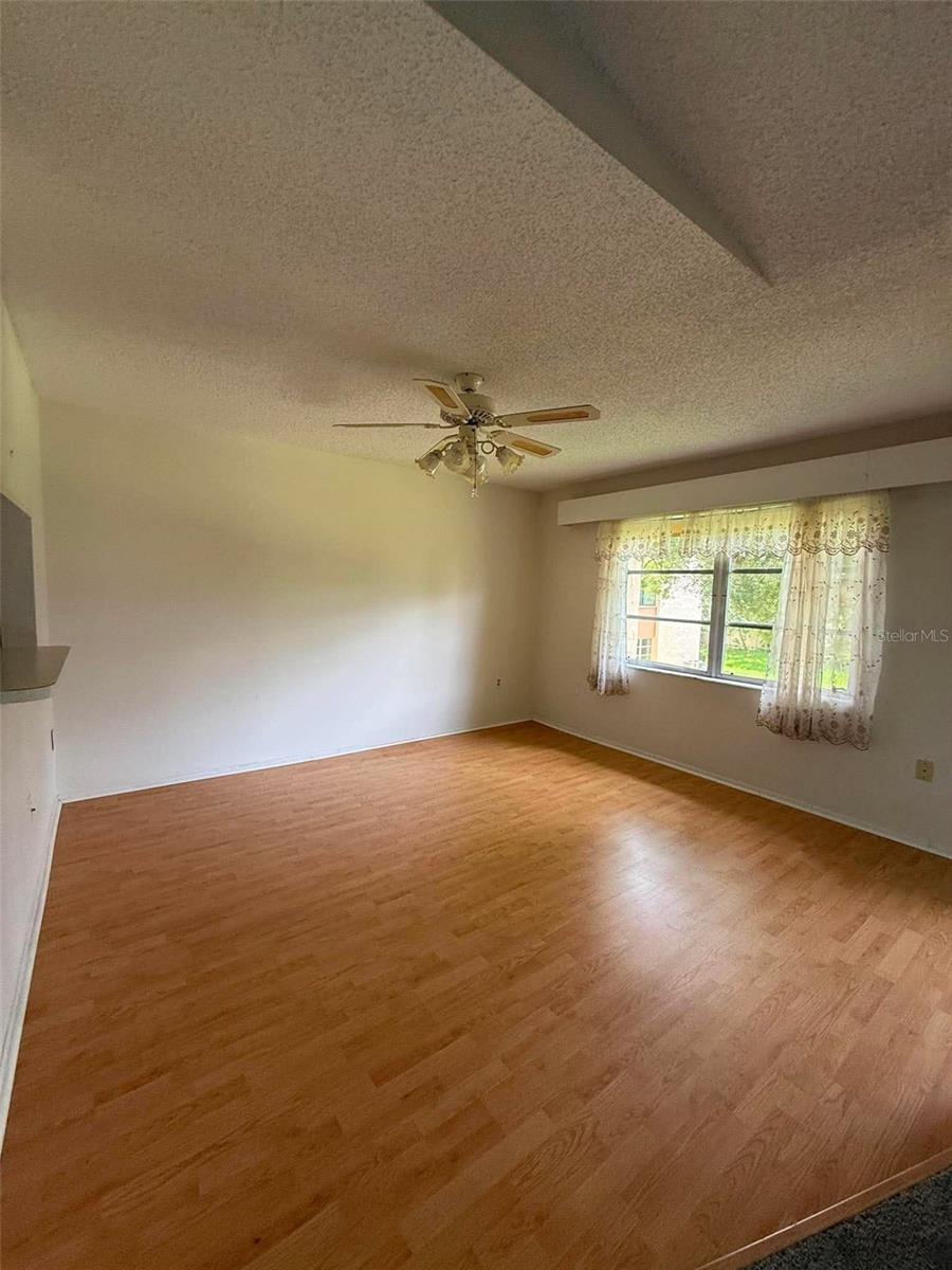 2536 CLUBHOUSE CIR #202 — photo 4