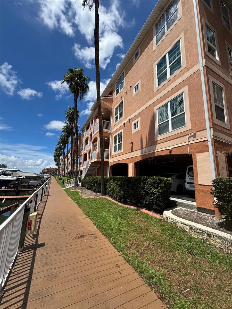 5000 CULBREATH KEY WAY #8-122 — photo 3