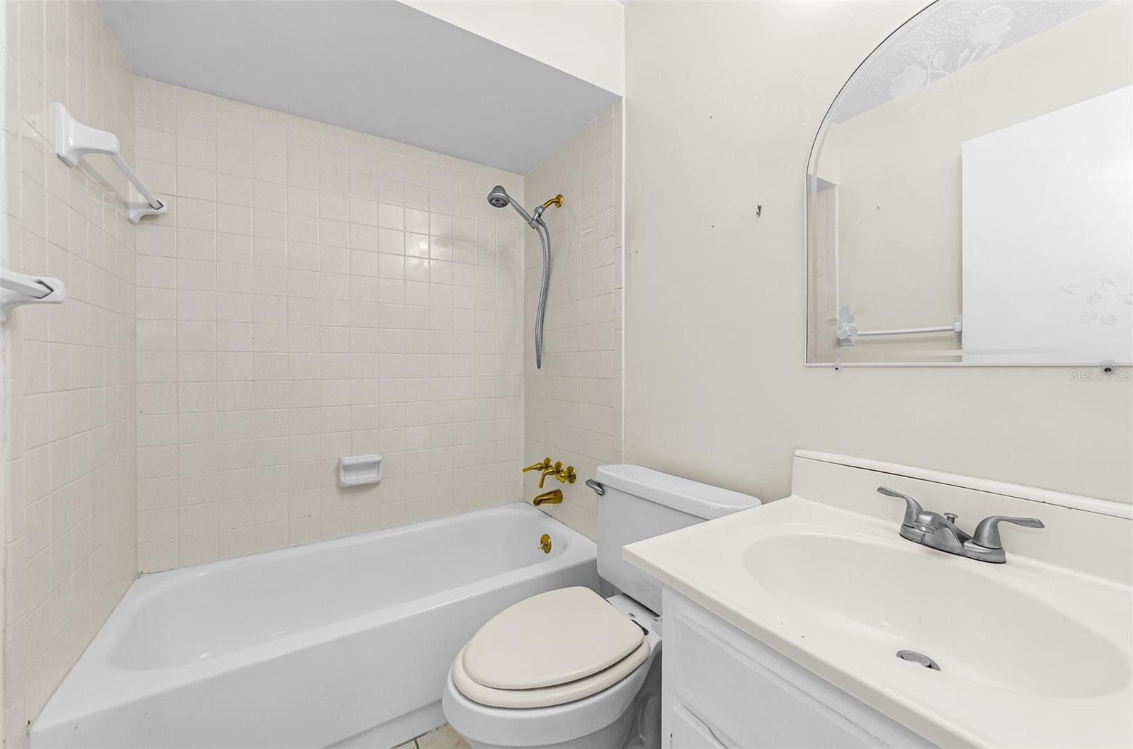 830 CAMBRIDGE CT — photo 25