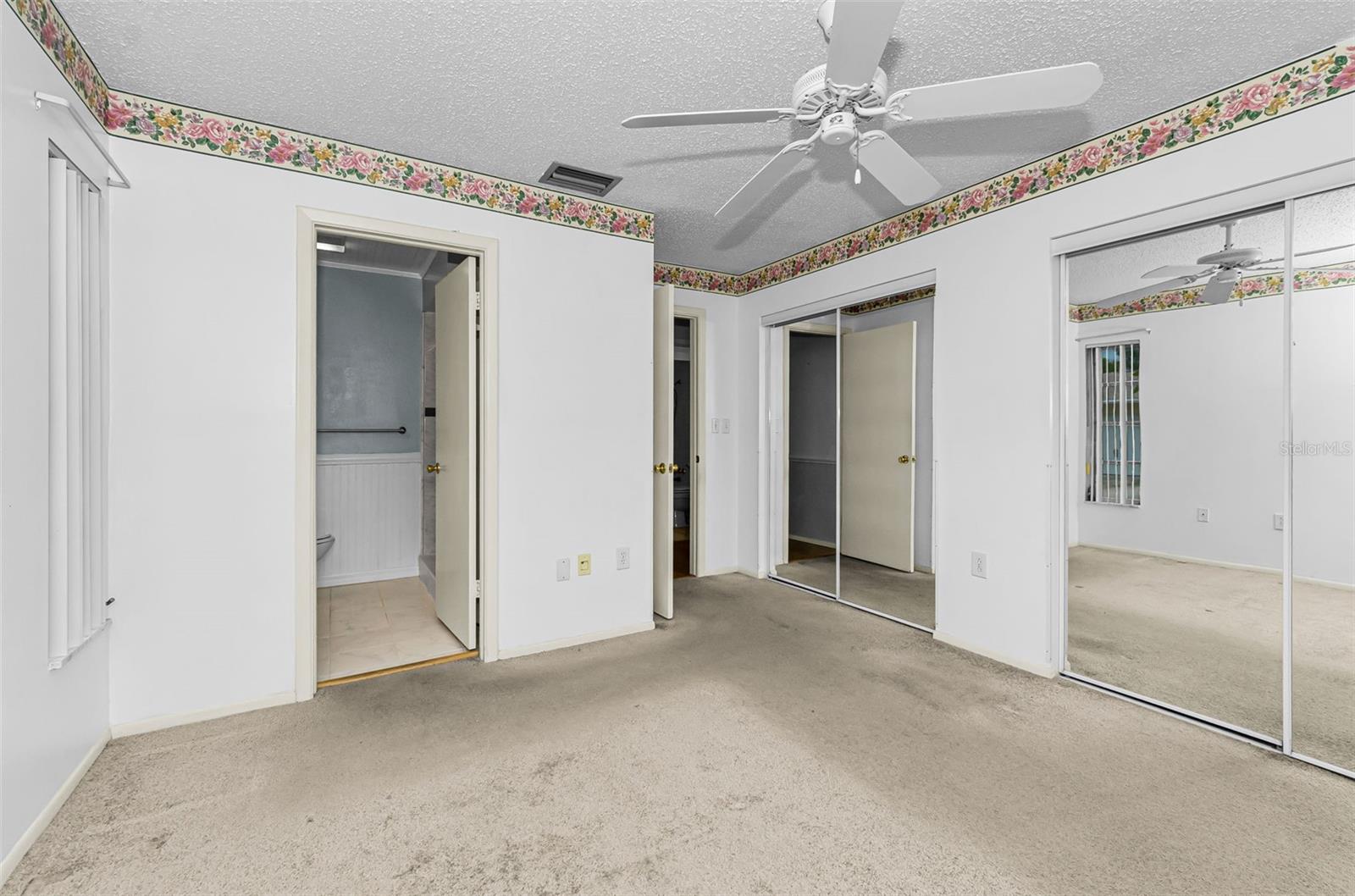 830 CAMBRIDGE CT — photo 21