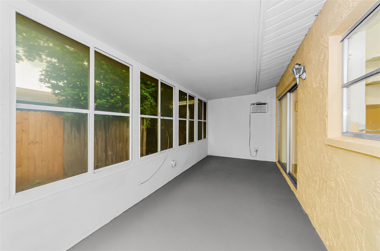 830 CAMBRIDGE CT — photo 31