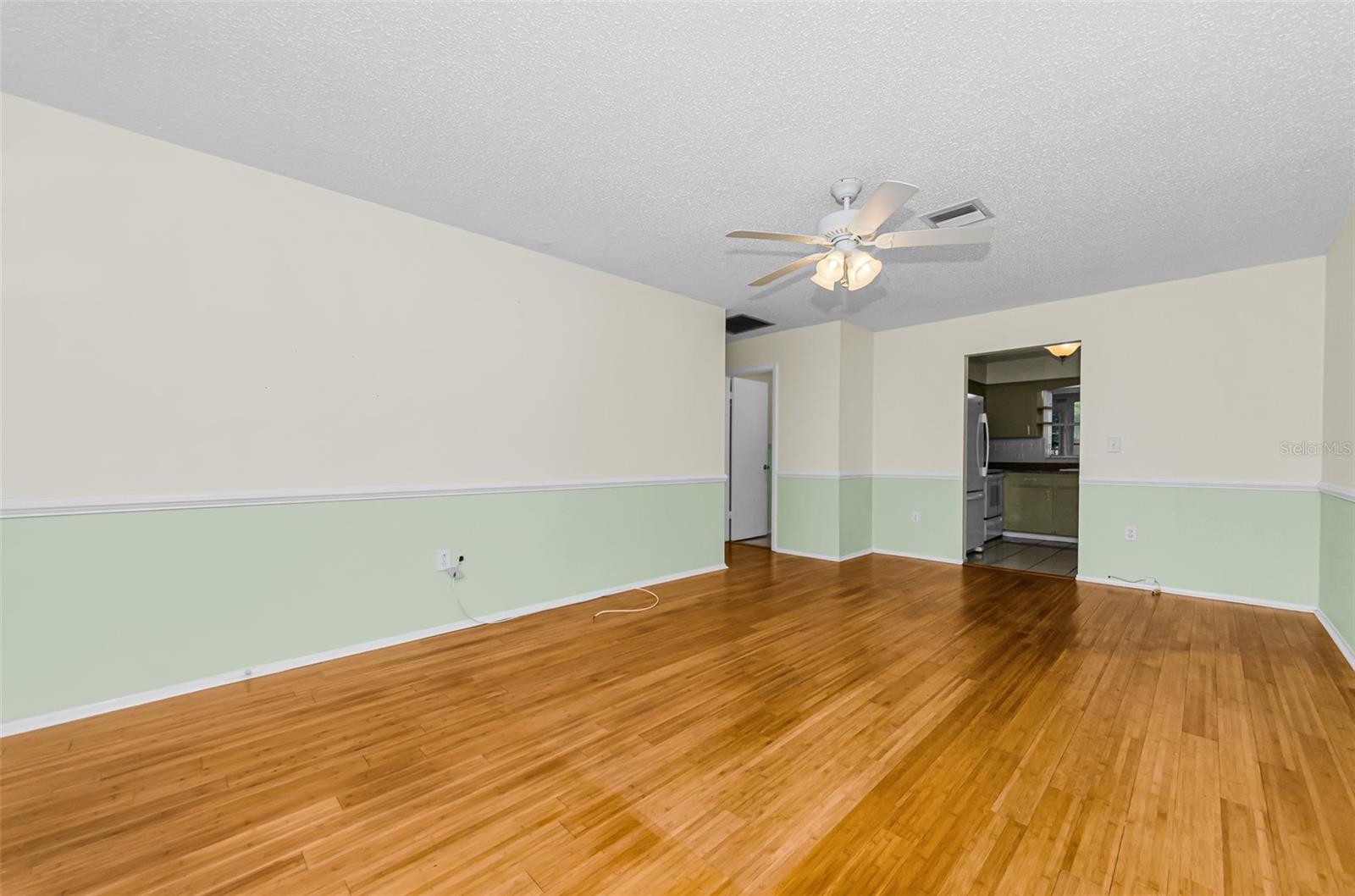 830 CAMBRIDGE CT — photo 11