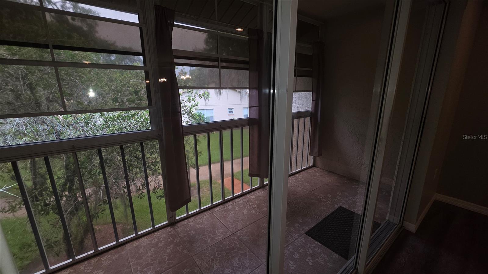 12119 SUNNY GLEN LN #E2 — photo 32