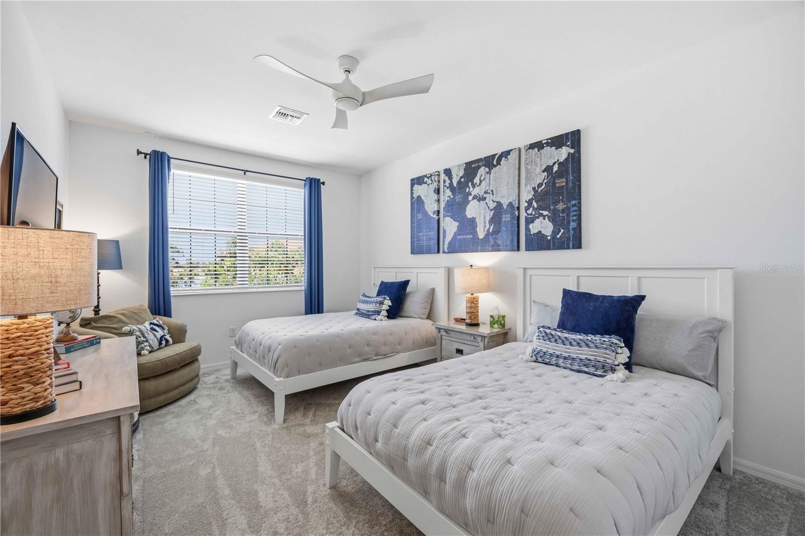 10821 TARFLOWER DR #202 — photo 35
