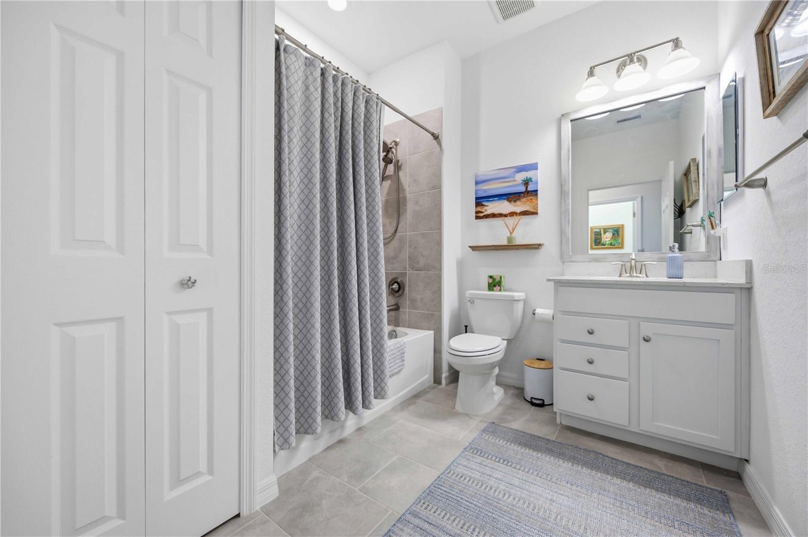 10821 TARFLOWER DR #202 — photo 40