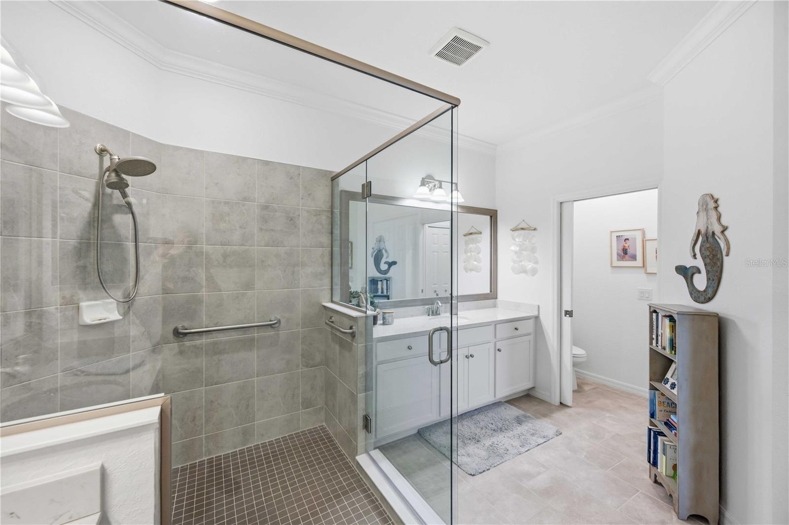 10821 TARFLOWER DR #202 — photo 52