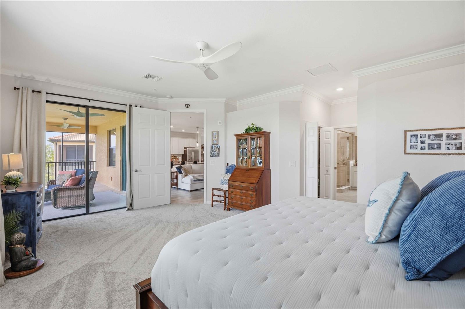 10821 TARFLOWER DR #202 — photo 45